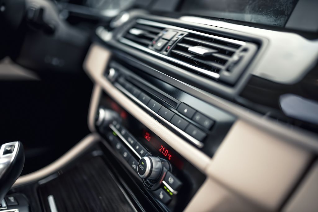 car-ventilation-system-and-air-conditioning.jpg