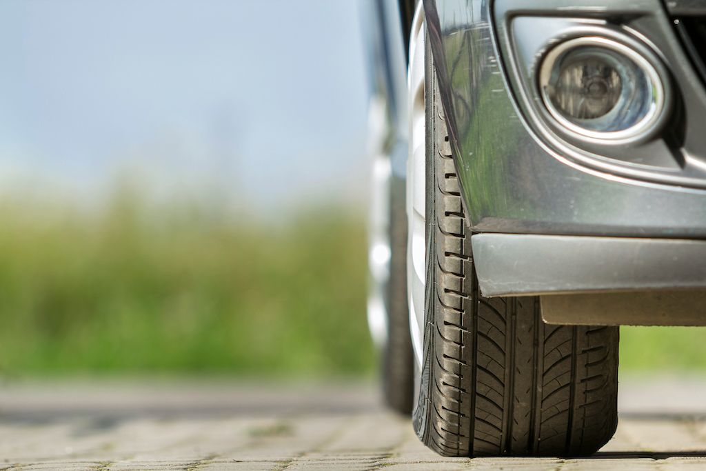 detail-of-car-wheels-with-aluminum-discs.jpg