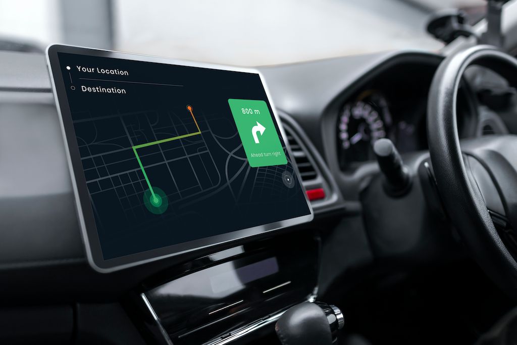 gps-system-in-a-smart-car.jpg