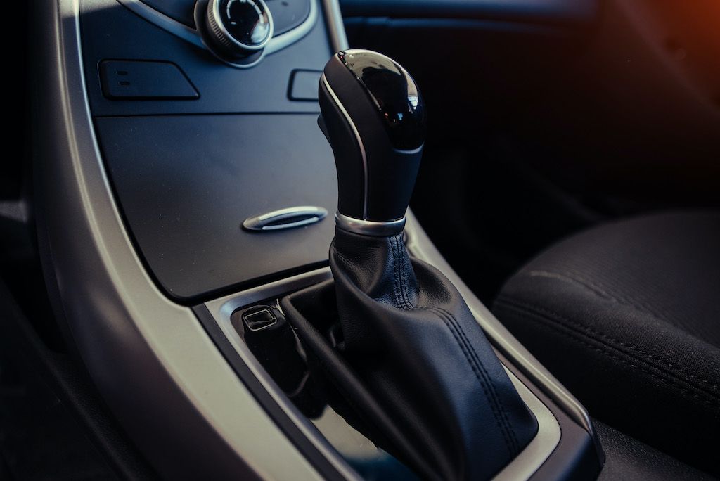 modern-car-interior-dashboard.jpg